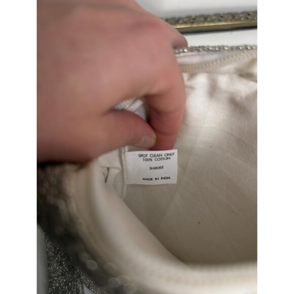 White Box Bag Purse with Stars / Gold Silver / Beaded / Zipper Closure / Handmad - Picture 5 of 10